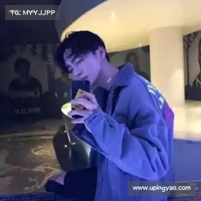 伏秋嫱